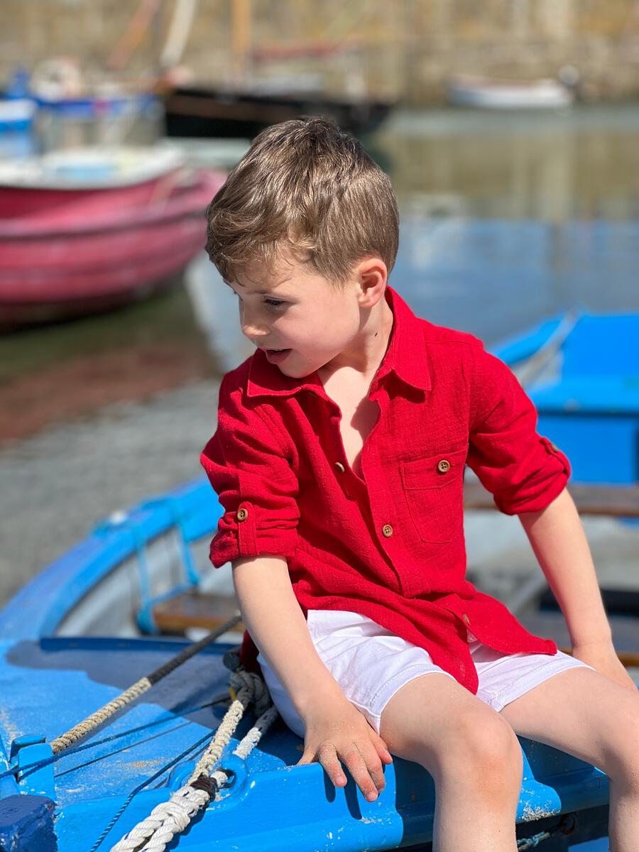 Merchant Button Down, Red