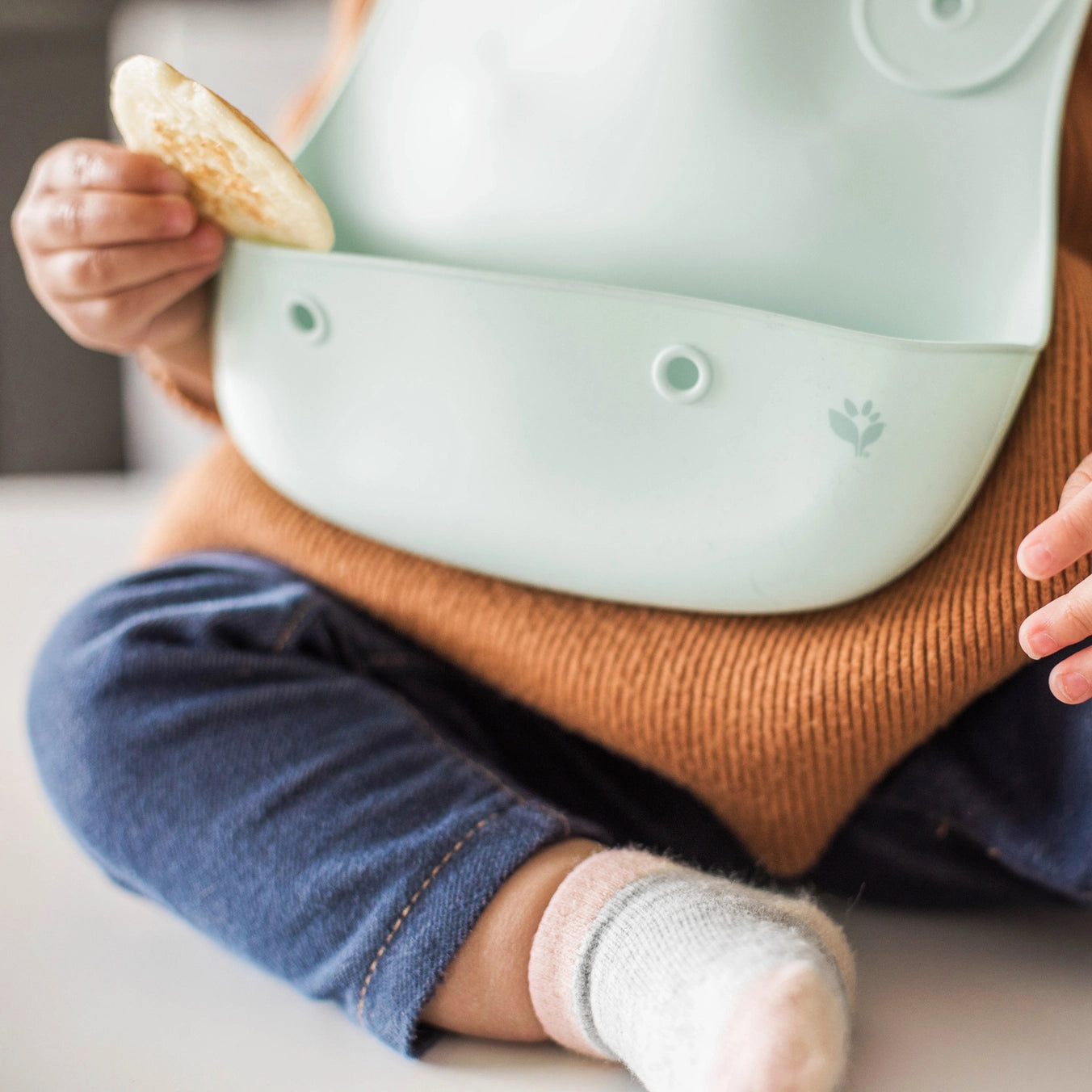 Silicone Scoop Bib - Light Sage